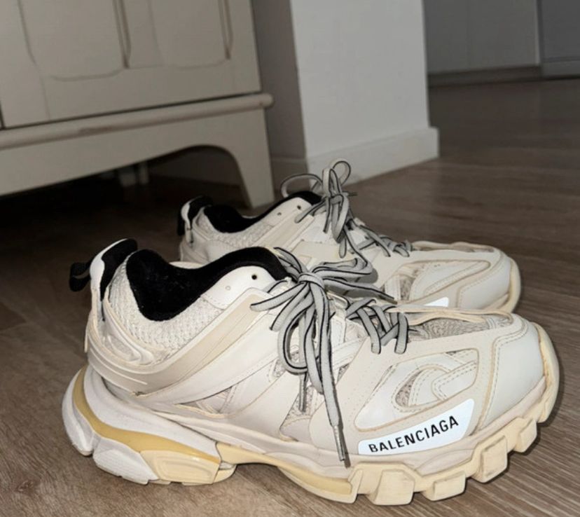 Balenciaga weiße Sneakers