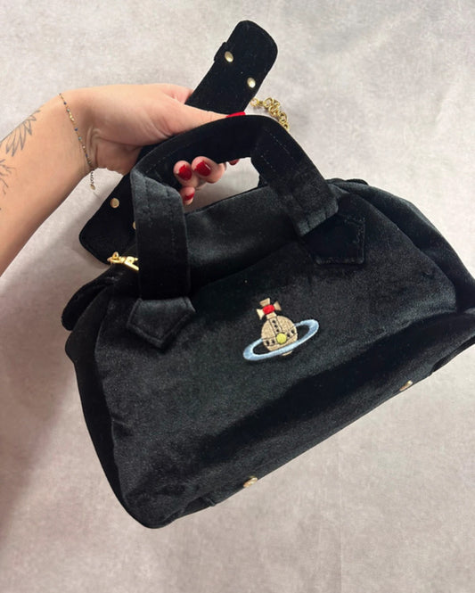 Vivienne Westwoof Velours Noir Tasche